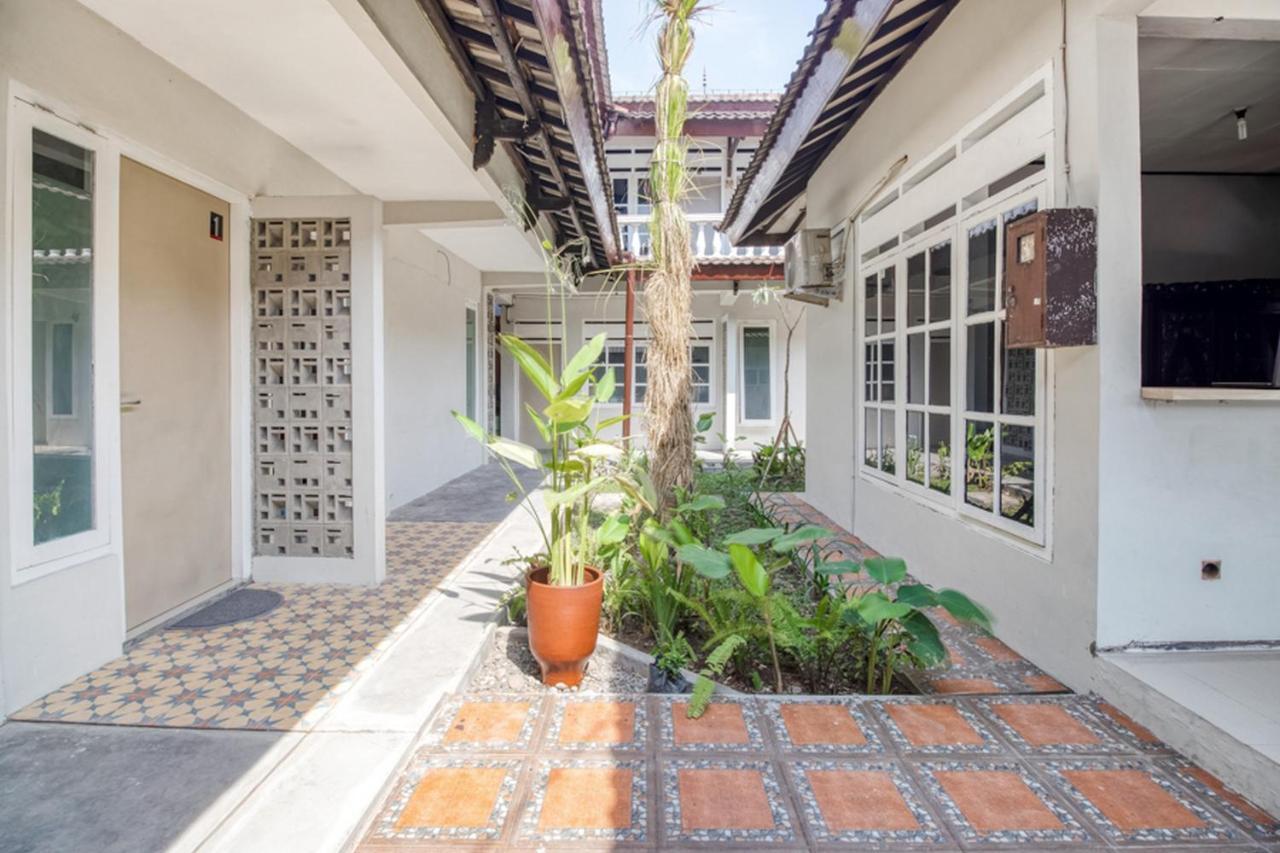 Hotel Reddoorz Near Malioboro Tugu Station Jogja 2 Yogyakarta Exteriér fotografie